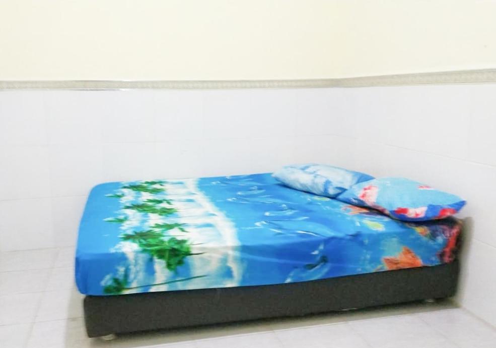 D'Kost Ketintang Hotel Сурабая Екстериор снимка