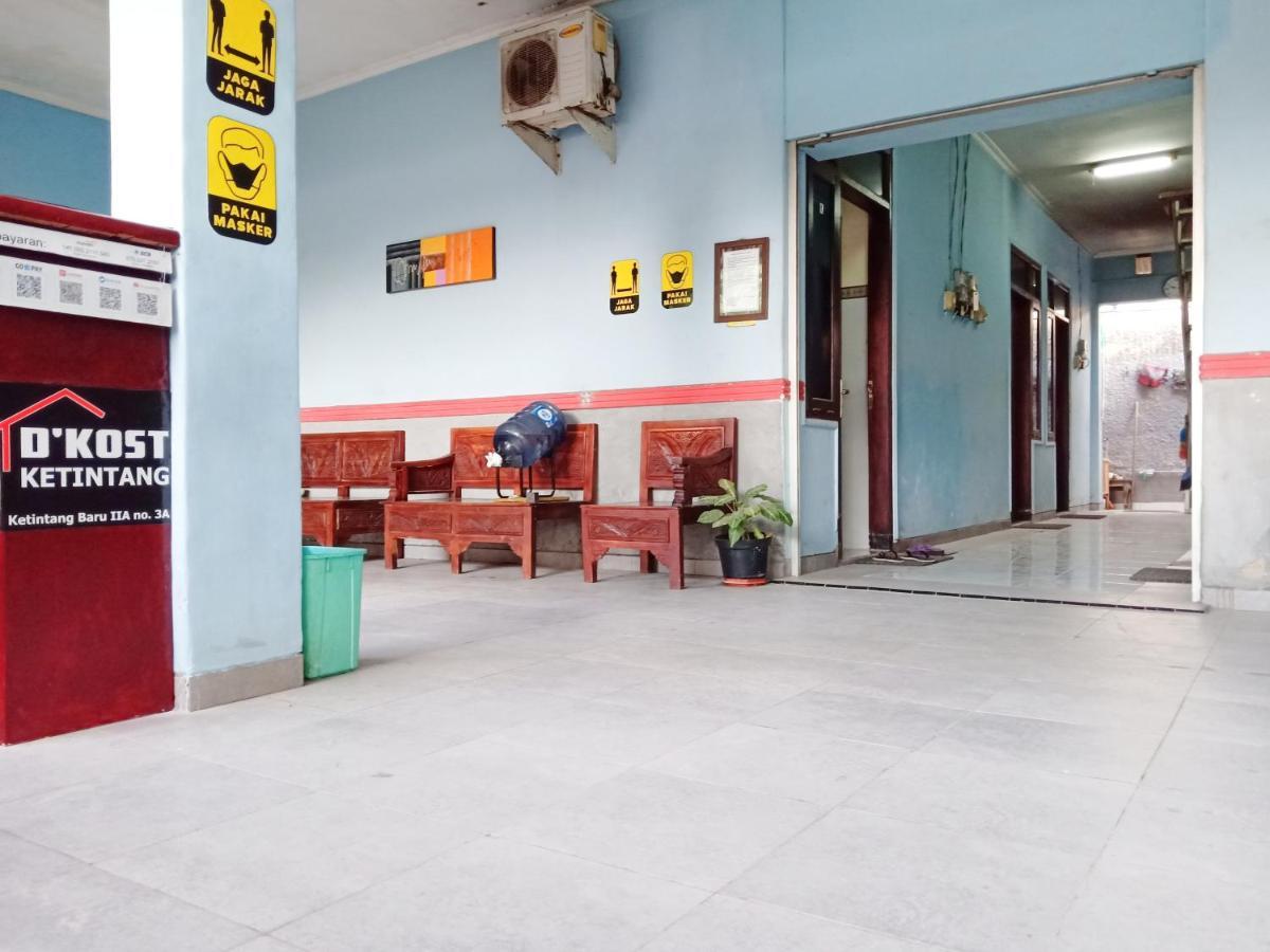 D'Kost Ketintang Hotel Сурабая Екстериор снимка